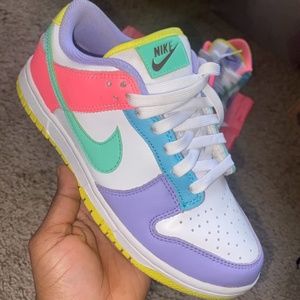 Dunk Low SE